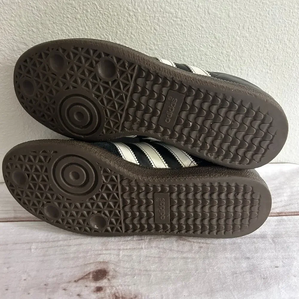 Adidas Samba Classic Black White Gum Leather Sneakers Men’s 7.5 Women’s 9